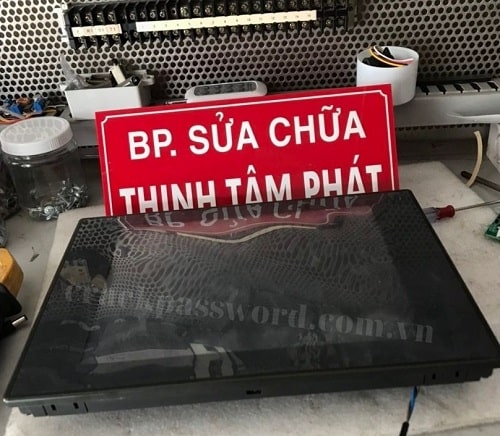 sua-man-hinh-hmi-mitsubishi